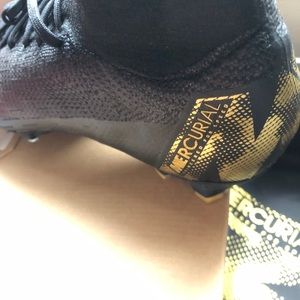 Nike mercurial superfly *NEW*